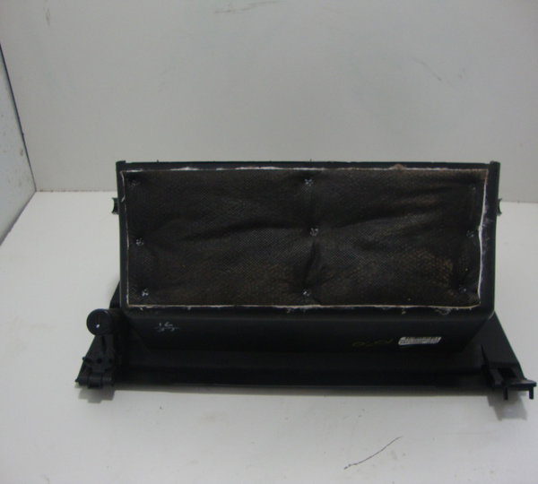 Tampa Porta Luvas Gm Tracker 2015-usado