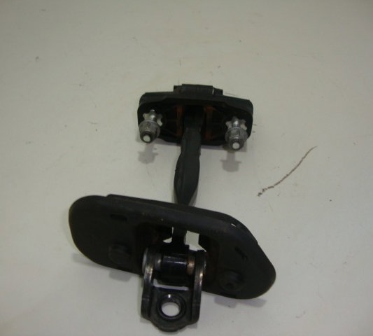 Limitador Porta Traseira Direita Ford Focus 2015-usado