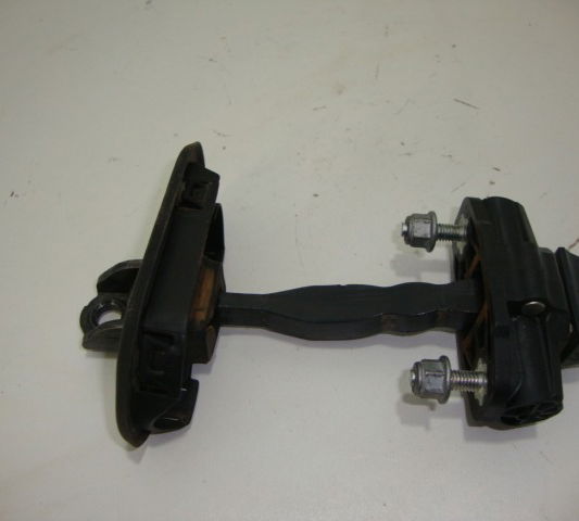 Limitador Porta Traseira Direita Ford Focus 2015-usado