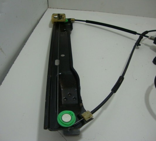 Maquina Vidro Eletrica Dianteira Direita  Focus 2015-usado