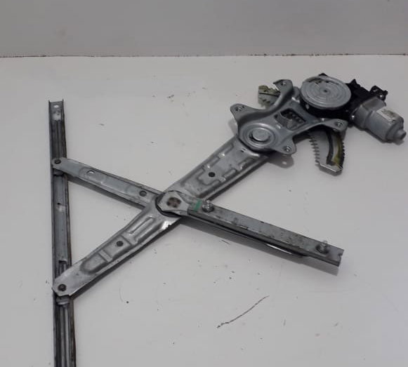 Máquina Vidro Elétrica Dianteira Direita Nissan Versa 2012