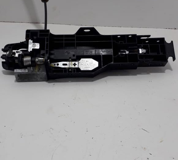 Maçaneta Porta Dianteira Direita Nissan Versa 2012-usado