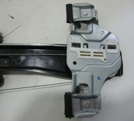 Máquina Vidro Elétrica Dianteira Esquerda Gm Spin 2015-usado