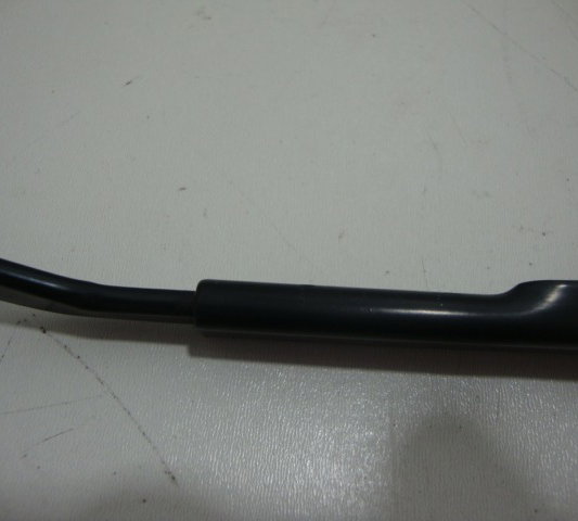 Braço Limpador Dianteiro Esquerdo Nissan Versa 2012-usado Esquerdo