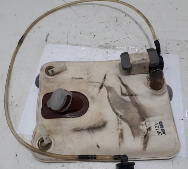 Reservatório Do Esguicho Da Água Daihatsu Feroza-usado