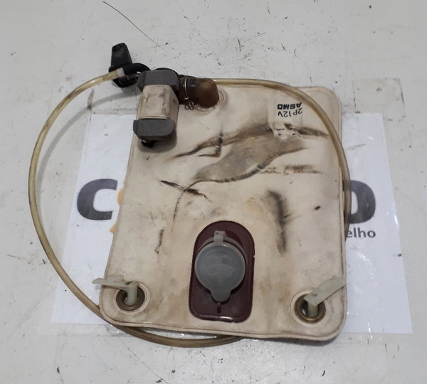 Reservatório Do Esguicho Da Água Daihatsu Feroza-usado