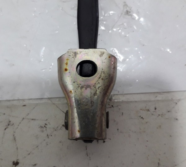 Limitador Porta Traseira Esquerda Mitsubishi Tr4 2013-usado