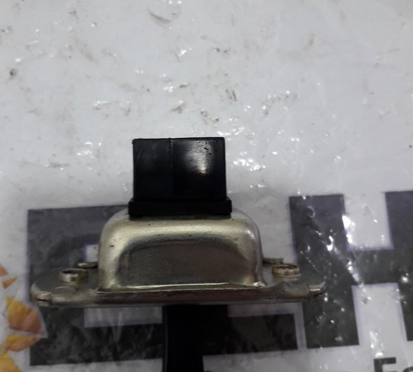 Limitador Porta Traseira Esquerda Mitsubishi Tr4 2013-usado