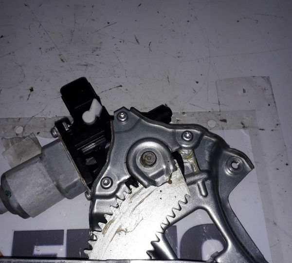 Máquina Vidro Elétrica Traseira Esquerda Mmc Lancer 2014