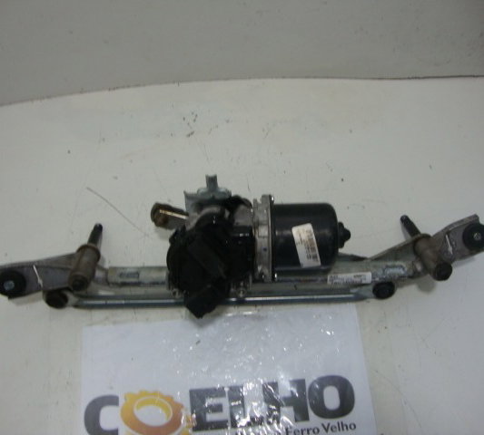 Galhada Do Limpador Dianteiro C/ Motor Gm Tracker 1.8 2016