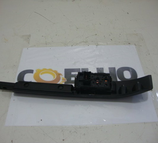 Botão Vidro Elétrico Traseiro Direito Gm Sonic 1.6 2013