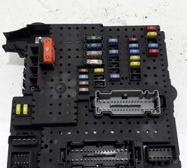 Caixa De Fusíveis Volvo Xc90 2.5 4x4 2005