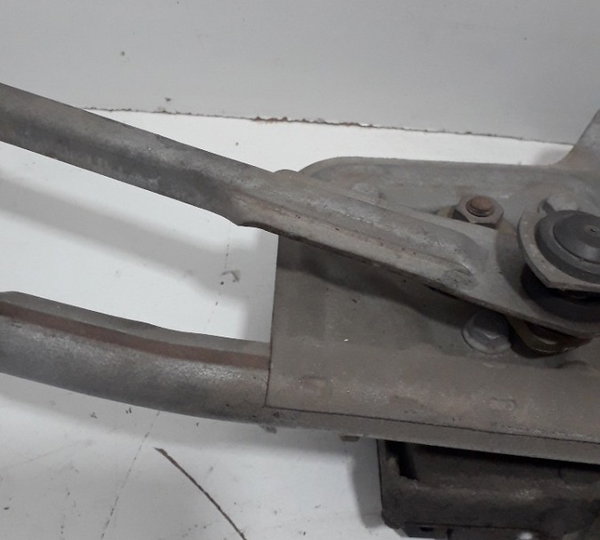 Galhada C/ Motor  Limpador Dianteiro Volvo Xc90 2.5 4x4 2005