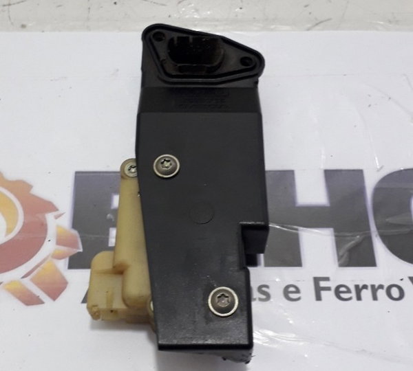 Trava Do Tanque Combustivel Volvo Xc90 2.5 4x4 2005