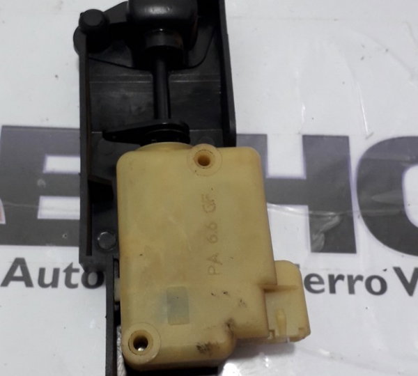 Trava Do Tanque Combustivel Volvo Xc90 2.5 4x4 2005