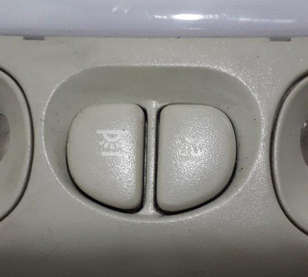 Luz Cortesia Do Teto Central Jac J3 1.4 2012