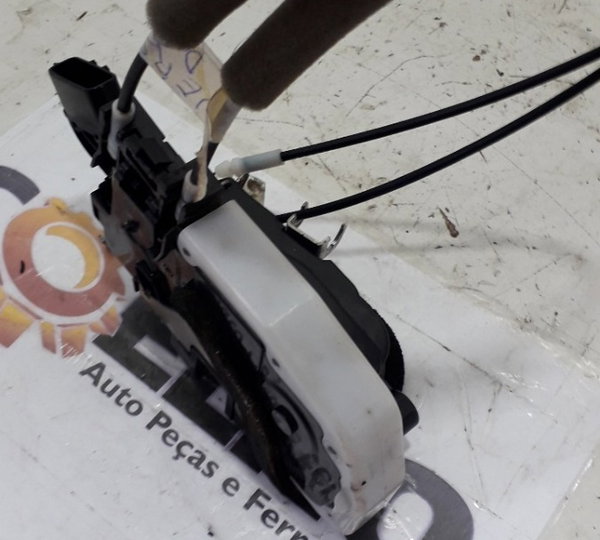 Limitador Porta Traseira Esquerda Citroen C3 2014