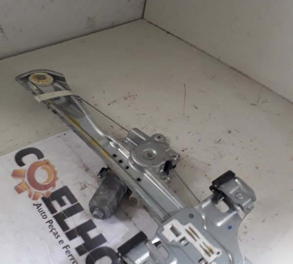 Maquina Vidro Elétrica Traseira Direita  Spin 1.8 2014-usado