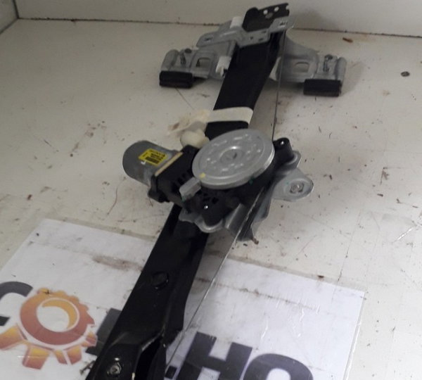 Máquina Vidro Eletrica Dianteira Direita Gm Spin 1.8 8v 2014