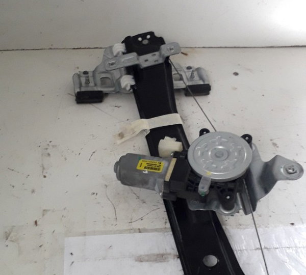 Máquina Vidro Eletrica Dianteira Direita Gm Spin 1.8 8v 2014