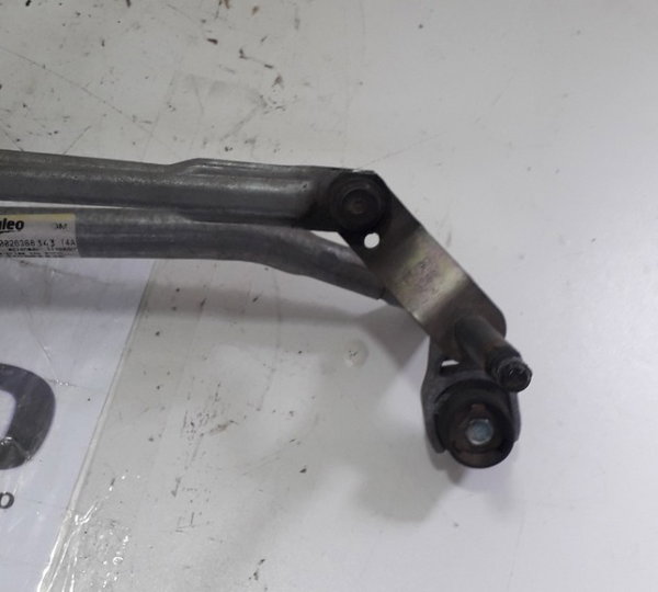 Galhada C/motor Limpador Dianteiro Gm Spin 1.8 2014