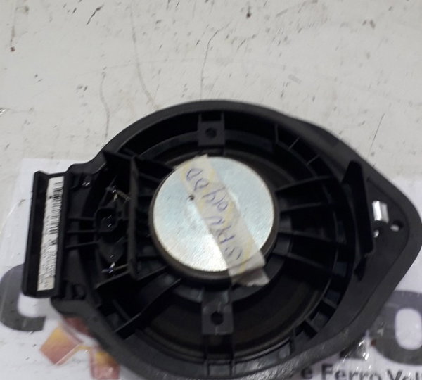 Alto Falante Dianteiro Direito Gm Spin 1.8 2014-usado Verde-escuro