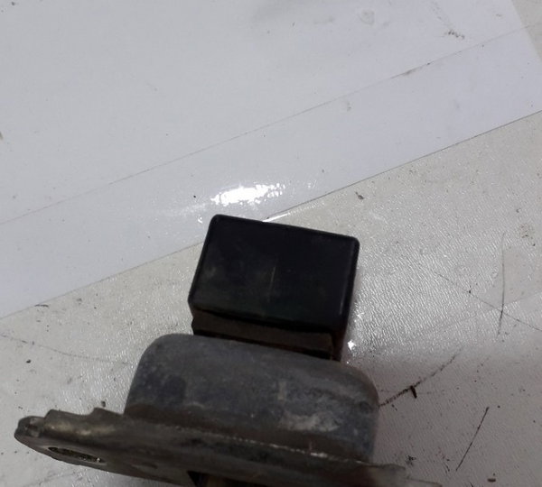 Limitador Porta Traseira Direita Mitsubishi L200 Triton 10