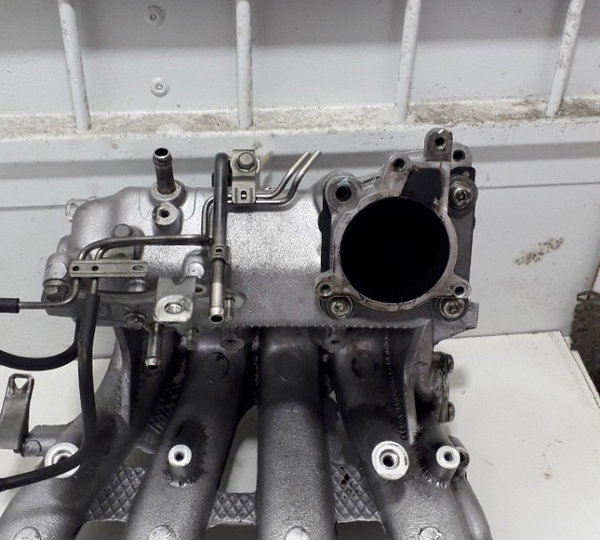 Coletor De Admissão Mitsubishi Pajero Tr4 2008