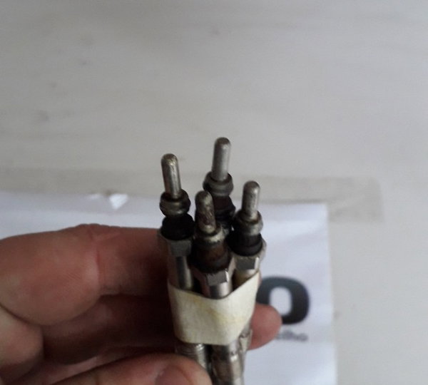 Vela Aquecedora Renault Master 2.5 2013-usado