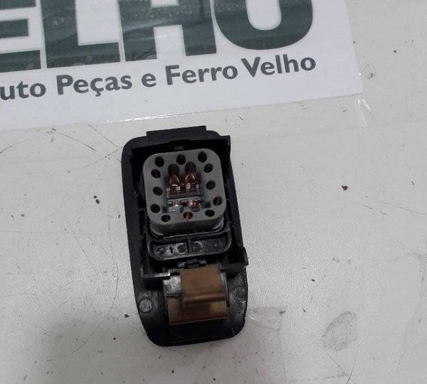 Botão Vidro C/ Moldura Traseiro Esquerdo Mmc Tr4 2.0 2008