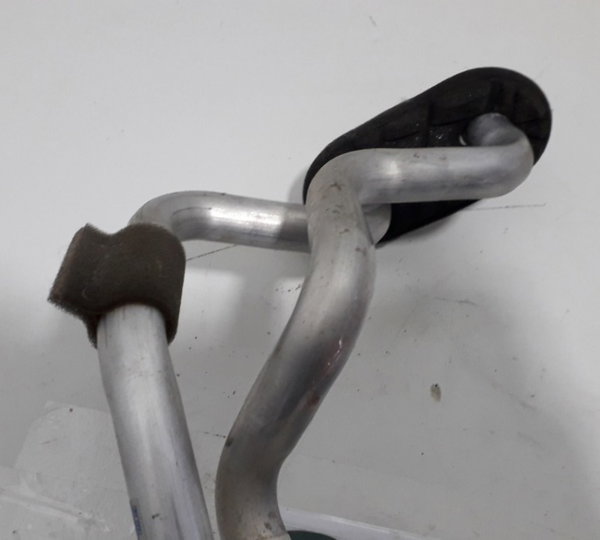 Radiador De Água Quente Mmc Triton 3.2 Diesel Automática 10