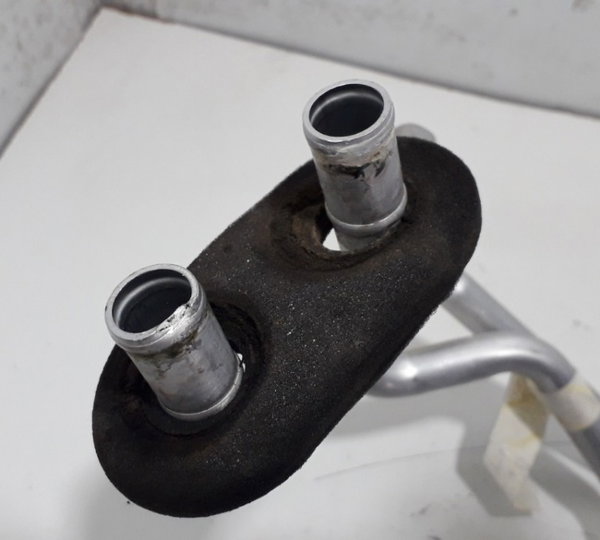 Radiador De Água Quente Mmc Triton 3.2 Diesel Automática 10