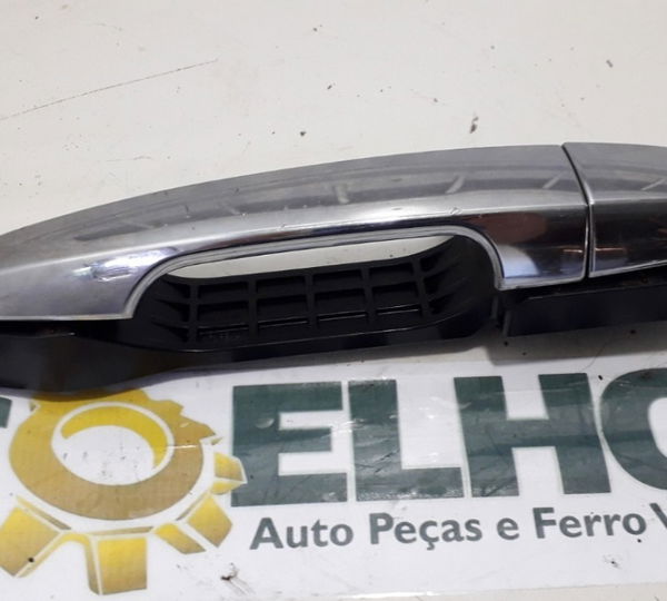 Maçaneta Porta Traseira Esquerda Mmc Triton 3.2 Diesel 2010