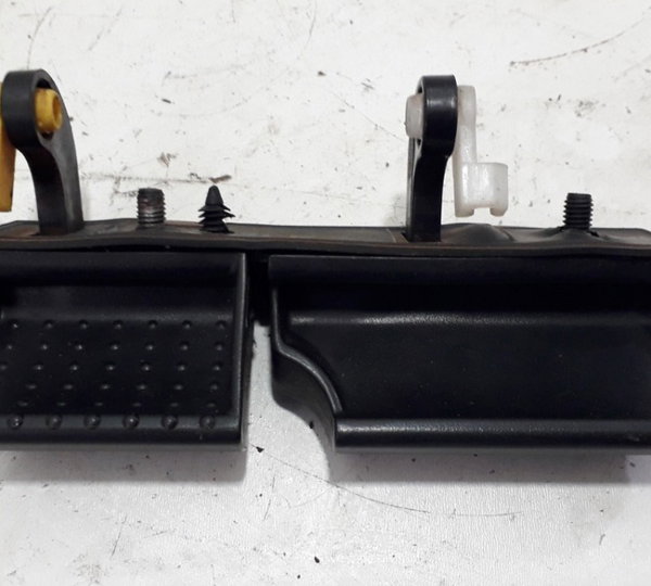 Maçaneta Tampa Traseira Hyundai Tucson 2.0 Flex 2012