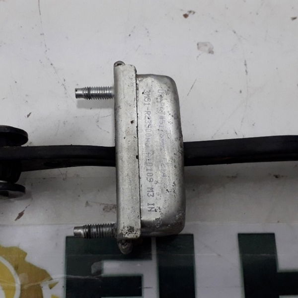Limitador Porta Traseira Direita Ford Focus 2011-usado