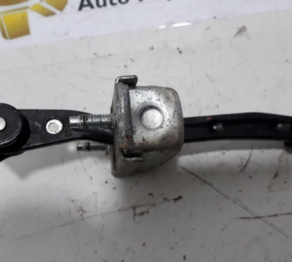 Limitador Porta Traseira Direita Ford Focus 2011-usado