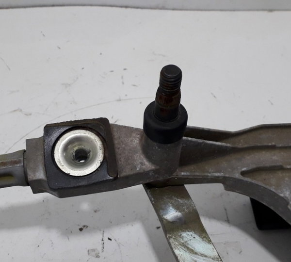 Galhada C/ Motor Limpador Dianteiro Ford Focus 2011