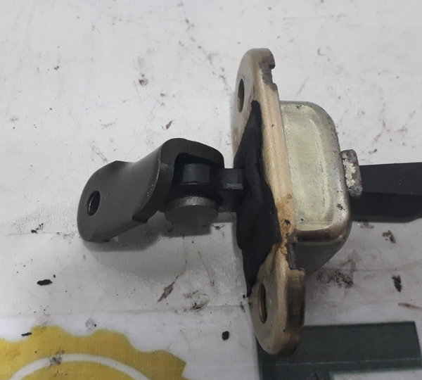 Limitador Porta Traseira Direita Chery Qq 1.1 2011