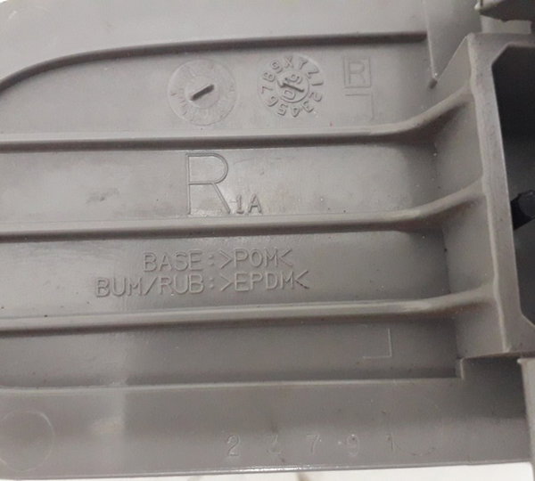 Maçaneta Interna Dianteira Direita Nissan Livina 2010