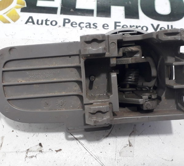 Maçaneta Interna Dianteira Esquerda Nissan Livina 2010 Original Foto Dianteira