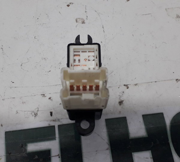 Botão Do Vidro Eletrico Traseiro Esquerdo Nissan Livina 2010