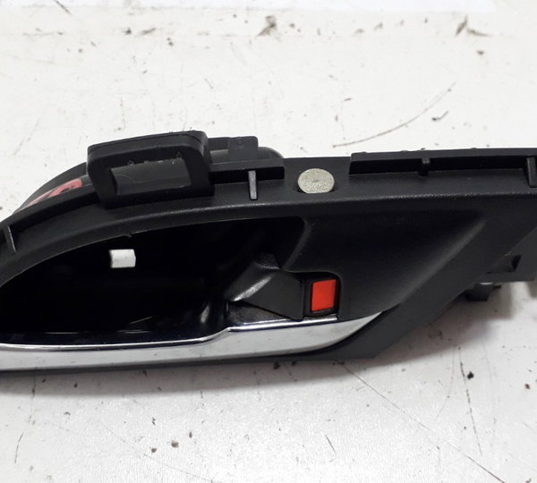 Maçaneta Interna Dianteira Direita Honda Crv 2.0 2011 Original Foto Dianteira