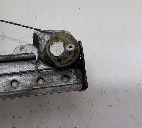 Maquina Elétrica Vidro Traseiro Direito Renault Duster 2013