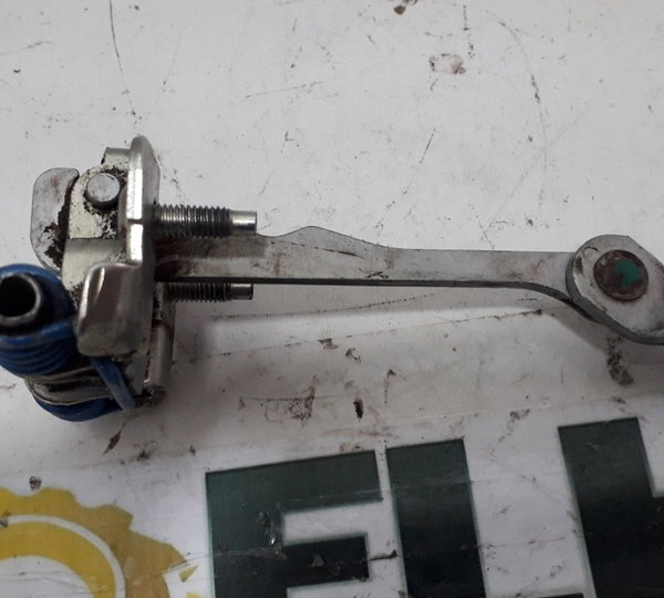 Limitador Porta Traseira Direita Renault Duster 2013