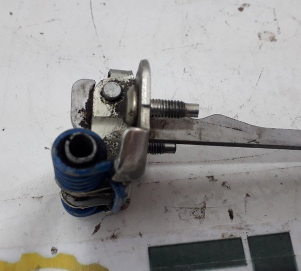 Limitador Porta Traseira Direita Renault Duster 2013