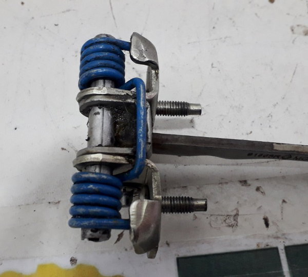 Limitador Porta Traseira Direita Renault Duster 2013