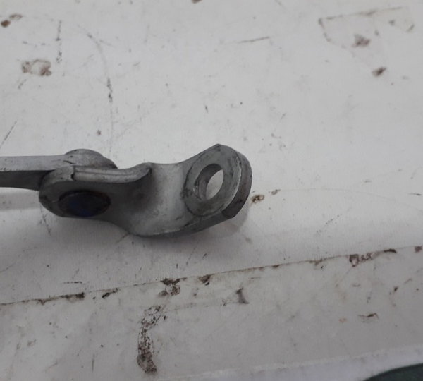 Limitador Porta Dianteira Direita Renault Duster 2013