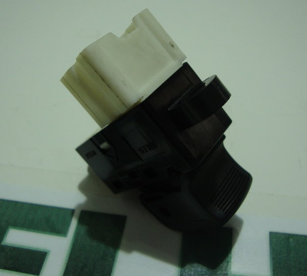 Botão Vidro Elétrico Traseiro Direito Nissan Livina 2010