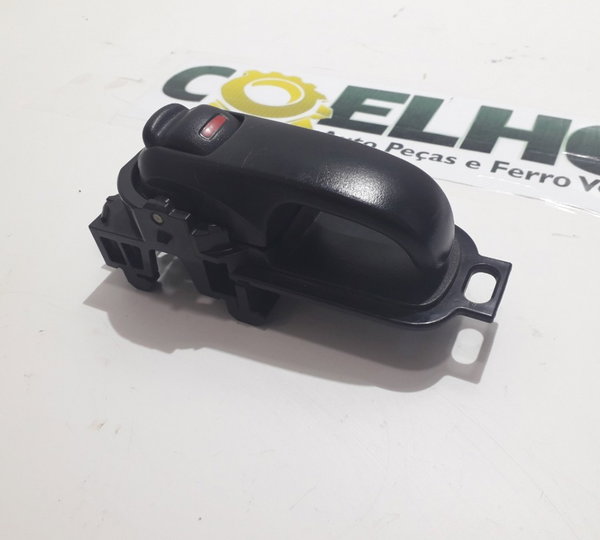 Maçaneta Interna Tras. Esquerda Nissan Tiida 1.8 2010 Original Foto Traseira