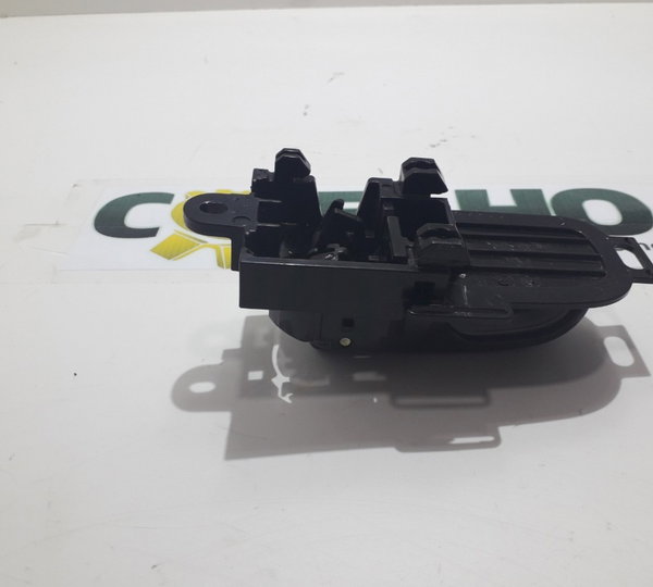 Maçaneta Interna Tras. Esquerda Nissan Tiida 1.8 2010 Original Foto Traseira